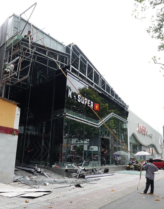 Showroom K-Super của Phan Công Khanh chính thức bị tháo dỡ - Ảnh 6.