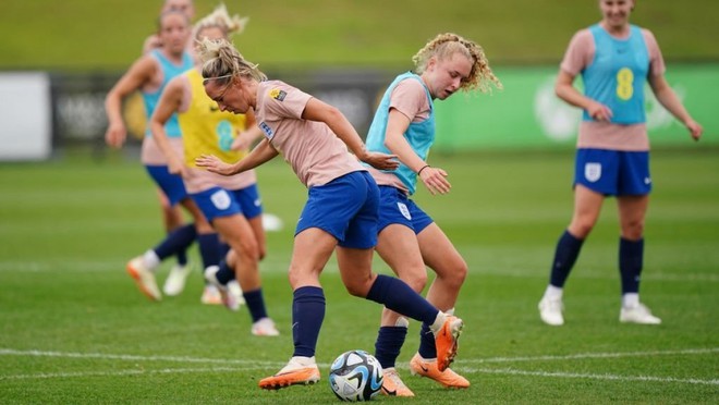 Những ứng vi&ecirc;n v&ocirc; địch World Cup nữ 2023: Hai đội c&ugrave;ng bảng ĐT nữ Việt Nam - Ảnh 5.