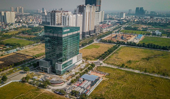 Samsung đầu tư thêm 1 tỷ USD vào Việt Nam mỗi năm - Ảnh 1. Samsung đầu tư thêm 1 tỷ USD vào Việt Nam mỗi năm - Ảnh 1.