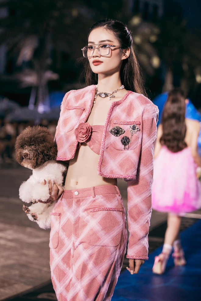 T&acirc;n Miss World Vietnam 2023 đụng h&agrave;ng Hoa hậu Bảo Ngọc gay cấn - Ảnh 1.