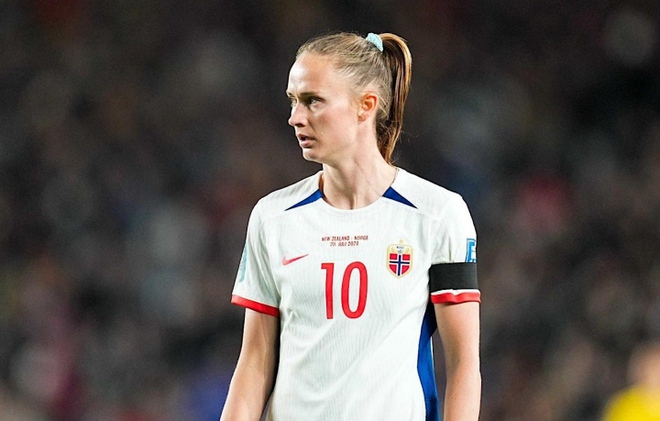World Cup nữ 2023: Cựu vô địch thế giới sắp bị loại, cầu thủ tố bị HLV chèn ép - Ảnh 1.