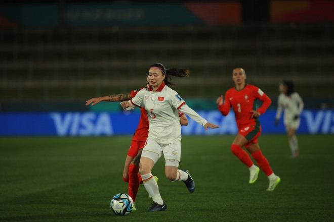 ĐT nữ Việt Nam 0-2 ĐT nữ Bồ Đào Nha: Không thể tạo bất ngờ - Ảnh 11.