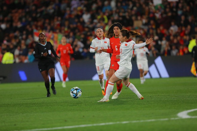 ĐT nữ Việt Nam 0-2 ĐT nữ Bồ Đào Nha: Không thể tạo bất ngờ - Ảnh 7.