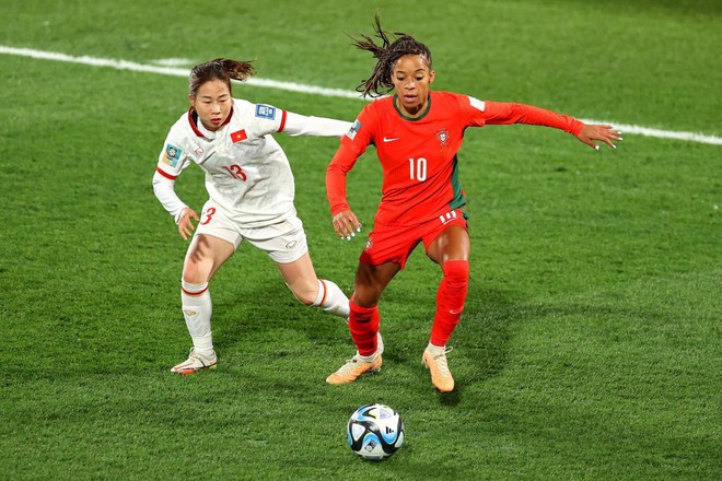 ĐT nữ Việt Nam 0-2 ĐT nữ Bồ Đào Nha: Không thể tạo bất ngờ - Ảnh 6.