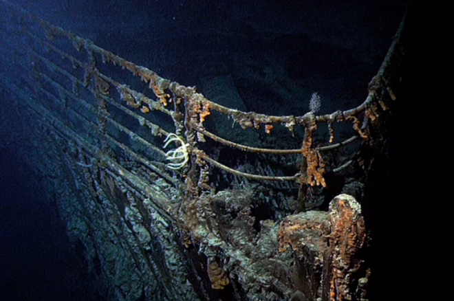 Những giờ phút cuối cùng trên bờ của thành viên tàu lặn thám hiểm Titanic - Ảnh 3.