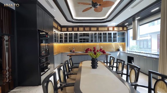 Căn nh&agrave; 800m2 cực chill giữa l&ograve;ng H&agrave; Nội: Cắm trại ngay tại vườn, đệm nằm &ldquo;sương sương&rdquo; gần 300 triệu - Ảnh 11.