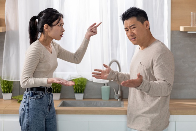 Tâm sự của chồng kiếm ít tiền hơn vợ: Ai làm trụ cột tài chính cũng không quan trọng - Ảnh 3.