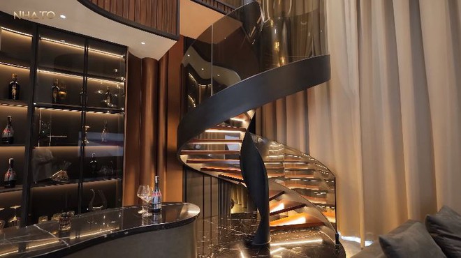 Căn nh&agrave; 800m2 cực chill giữa l&ograve;ng H&agrave; Nội: Cắm trại ngay tại vườn, đệm nằm &ldquo;sương sương&rdquo; gần 300 triệu - Ảnh 3.