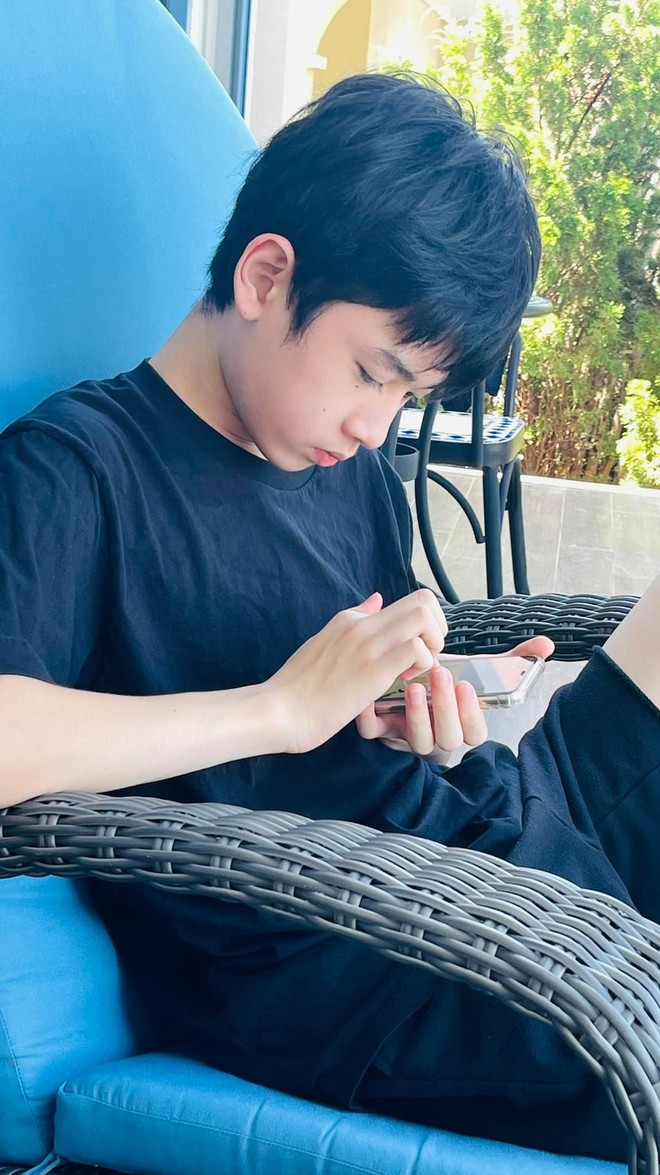 Thêm nhóc tỳ nhà sao Việt gây sốt vì diện mạo như soái ca Hàn Quốc, 14 tuổi sở hữu chiều cao khủng - Ảnh 5.