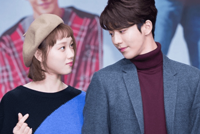 7 cặp đôi “phim giả tình thật” đẹp nhất Hàn Quốc: Fan mong YoonA hẹn hò Lee Jun Ho - Ảnh 4.