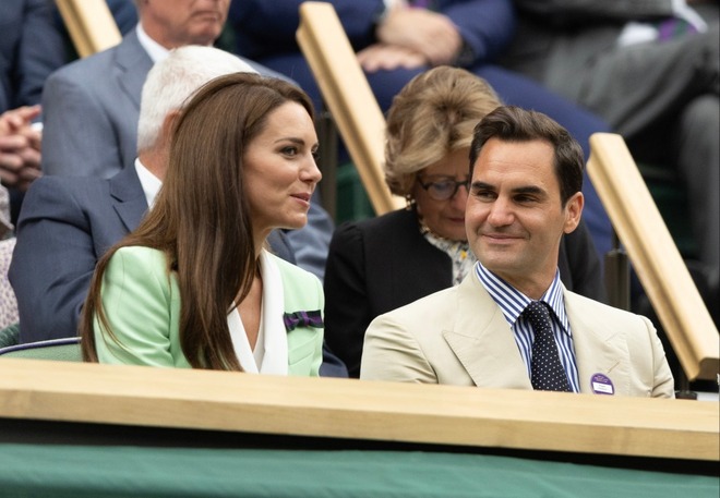 Vương phi Kate rạng rỡ sánh vai bên huyền thoại quần vợt Roger Federer - Ảnh 3.