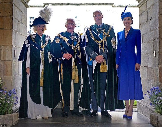 Ý nghĩa trang sức Công nương Kate đeo trong lễ đăng cơ mới của Vua Charles - Ảnh 1.