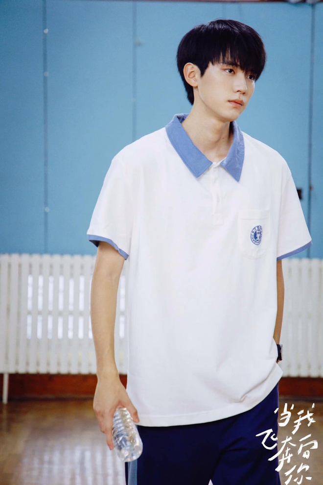 Mỹ nam nổi nhất m&agrave;n ảnh hiện tại: Tăng 2 triệu fan nhờ phim hay ăn đứt Vụng Trộm Kh&ocirc;ng Thể Giấu, visual chuẩn hot boy học đường - Ảnh 4.