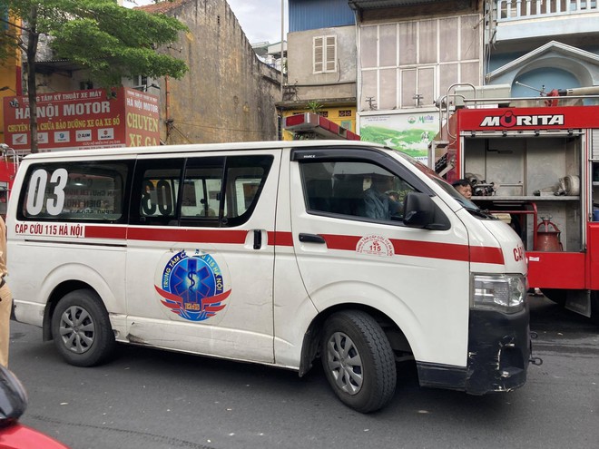 Hiện trường vụ ch&aacute;y nh&agrave;, 3 người chết ở H&agrave; Nội - Ảnh 6.