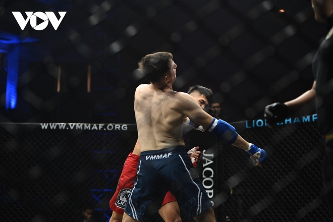 Cận cảnh màn Knock-out nhanh nhất lịch sử MMA LION Championship - Ảnh 2.