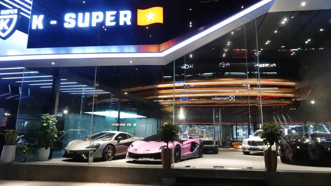 Showroom K-Super ra sao sau khi &ldquo;tr&ugrave;m bu&ocirc;n si&ecirc;u xe&rdquo; Phan C&ocirc;ng Khanh bị tạm giữ - Ảnh 4.