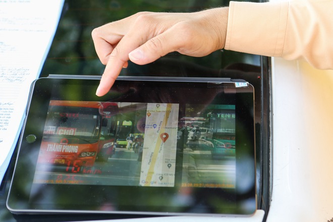 Bị CSGT xử phạt v&igrave; &ldquo;chạy r&ugrave;a b&ograve;&rdquo;, t&agrave;i xế than do ế kh&aacute;ch - Ảnh 8.