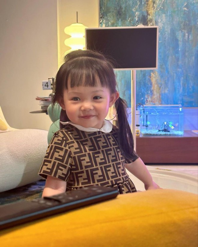 Suchin g&acirc;y sốt bởi đoạn đối thoại b&aacute; đạo, Cường Đ&ocirc; La tranh thủ kể khổ nhưng tắt điện v&igrave; nh&acirc;n vật n&agrave;y! - Ảnh 5.