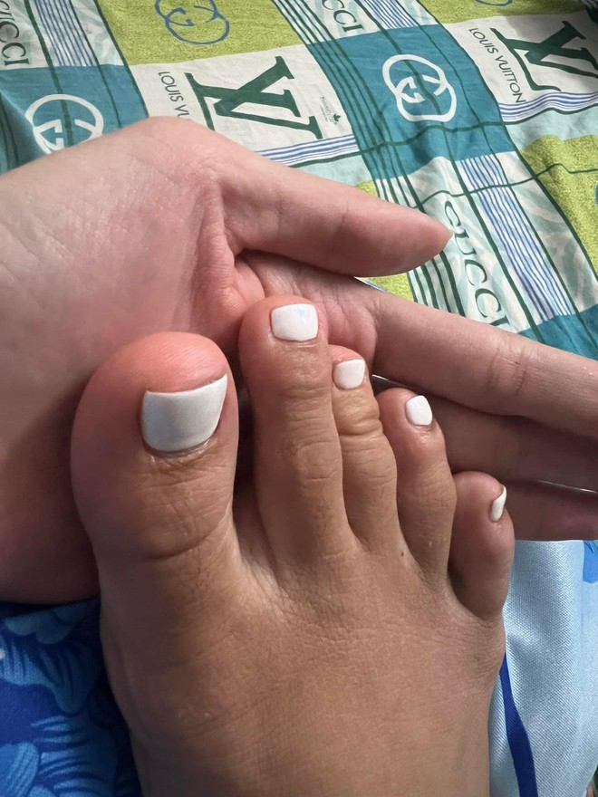 Cô gái Sài Gòn làm nail mất 6 tiếng, hóa đơn tiền triệu nhưng thành quả cười ra nước mắt - Ảnh 3.