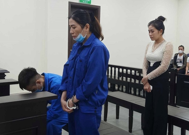 Bé gái 14 tuổi bị lừa sang Trung Quốc, ép mang thai hộ - Ảnh 1.