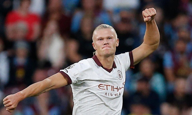 Haaland toả s&aacute;ng, Man City thắng dễ Burnley - Ảnh 1.