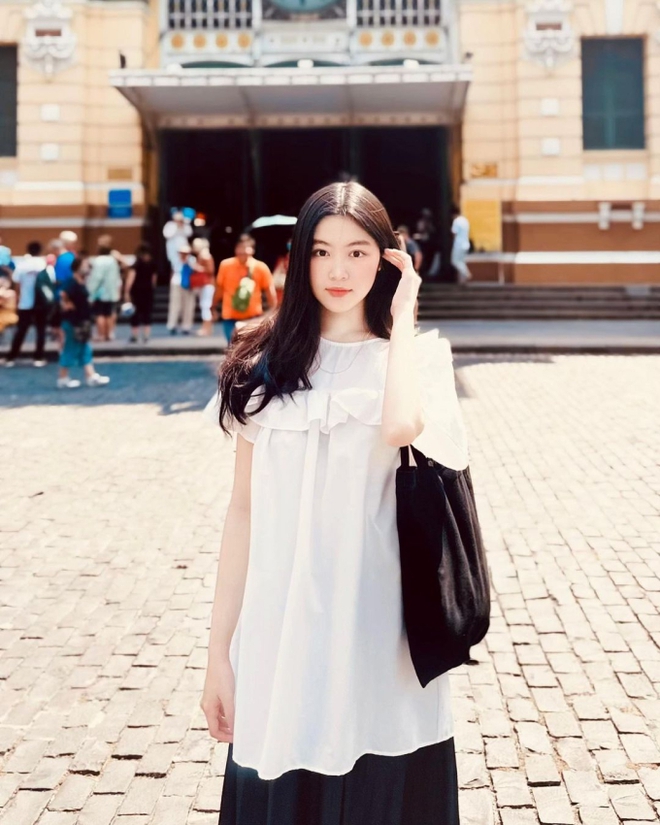 Lọ Lem ng&agrave;y c&agrave;ng sắc n&eacute;t, thần th&aacute;i hiện tại thế n&agrave;o m&agrave; netizen nhận x&eacute;t b&ugrave;ng nổ visual? - Ảnh 7.