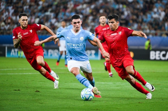 Thắng luân lưu trước Sevilla, Man City giành Siêu cúp châu Âu - Ảnh 1.