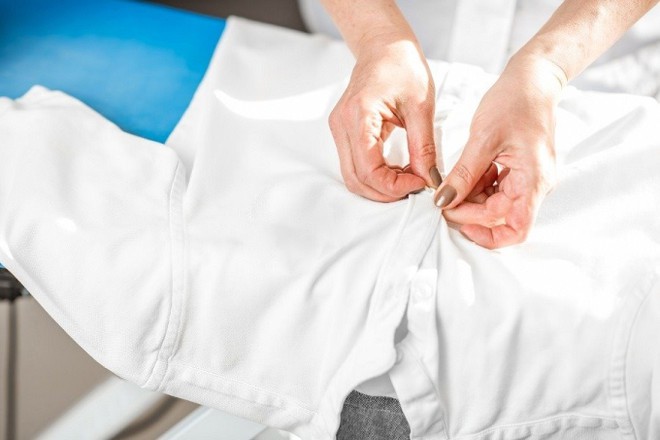 8 điều đa phần mọi người lu&ocirc;n l&agrave;m sai khi giặt sấy quần &aacute;o - Ảnh 3.