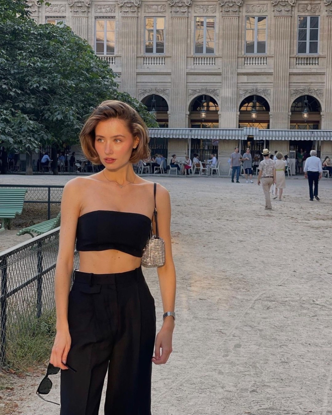 N&agrave;ng mẫu ảnh người Ph&aacute;p g&acirc;y thương nhớ với style tối giản, thanh lịch, c&agrave;ng ngắm c&agrave;ng muốn học theo - Ảnh 7.