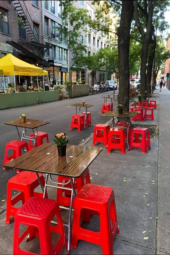 “Mắm” - quán ăn mang văn hoá ngồi ghế đẩu vỉa hè, khuấy mắm tôm đến người dân New York - Ảnh 4.
