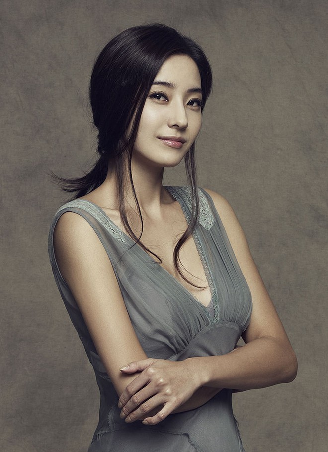 Cuộc sống của người đẹp từng ghét cay ghét đắng Song Hye Kyo: Cuộc hôn nhân viên mãn cùng bạn thân cấp 3, 17 năm vẫn bền chặt - Ảnh 5.