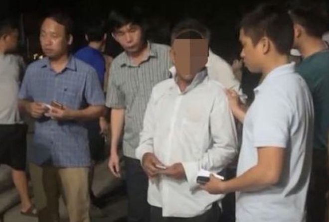 Nghi phạm bắt cóc bé gái 8 tuổi ở Quảng Trị hay uống rượu bia - Ảnh 1.