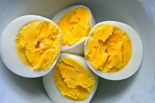 Chuyên gia tiết lộ chỉ cần nhìn vào 1 điểm là biết mức độ dinh dưỡng của từng quả trứng - Ảnh 3.