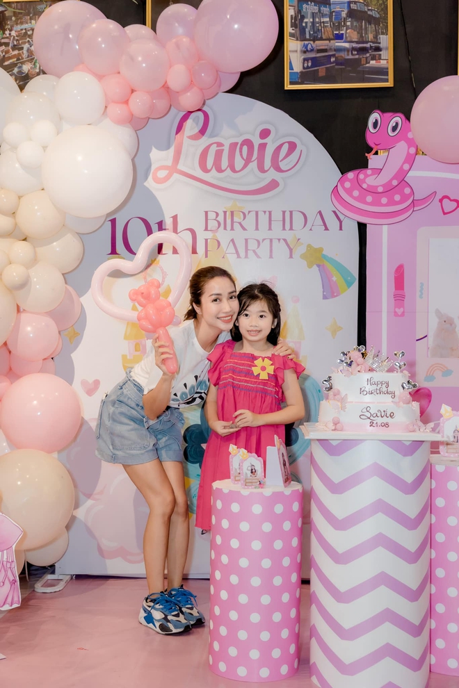 Phùng Ngọc Huy tổ chức sinh nhật cho con gái, gây xúc động khi làm 1 việc sau 9 năm xa cách - Ảnh 5.