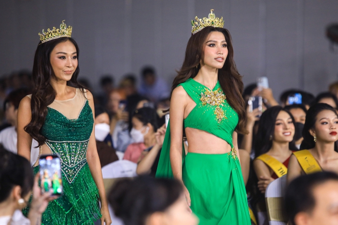 Hé lộ vương miện Miss Grand Vietnam 2023, fan sắc đẹp xuýt xoa: Xuất sắc hơn cả năm ngoái - Ảnh 7.