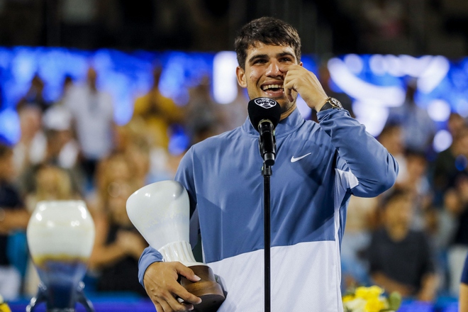 Vô địch Cincinnati Masters 2023, Djokovic xé áo ăn mừng - Ảnh 2.