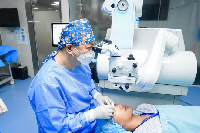 Muốn thoát cận đừng chọn lầm kẻo “tiền mất tật mang”! - Ảnh 2.