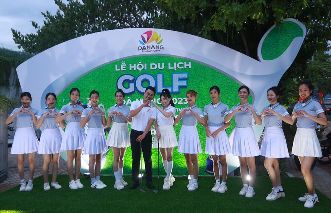 Du khách được trải nghiệm chơi golf tại Lễ hội du lịch golf Đà Nẵng 2023 - Ảnh 2.