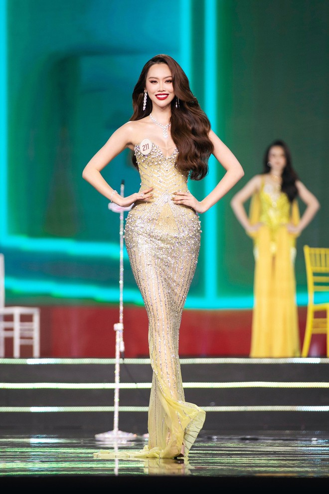 Toàn cảnh Chung khảo Miss Grand Vietnam: Bùng nổ với loạt phần thi hấp dẫn, các gương mặt tiềm năng lộ diện - Ảnh 7.