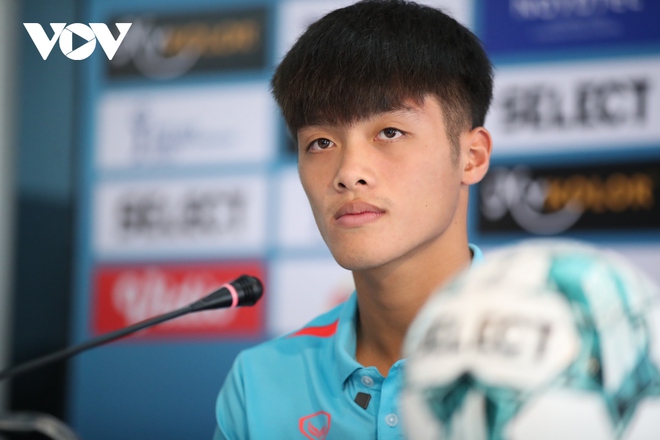 HLV Hoàng Anh Tuấn: “U23 Việt Nam hiện rất khác so với đội hình dự SEA Games 32” - Ảnh 3.