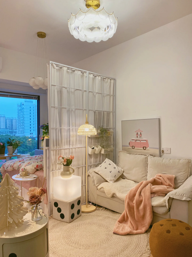 Căn hộ 25m2 xinh xắn v&agrave; đ&aacute;ng y&ecirc;u của c&ocirc; g&aacute;i trẻ - Ảnh 1.