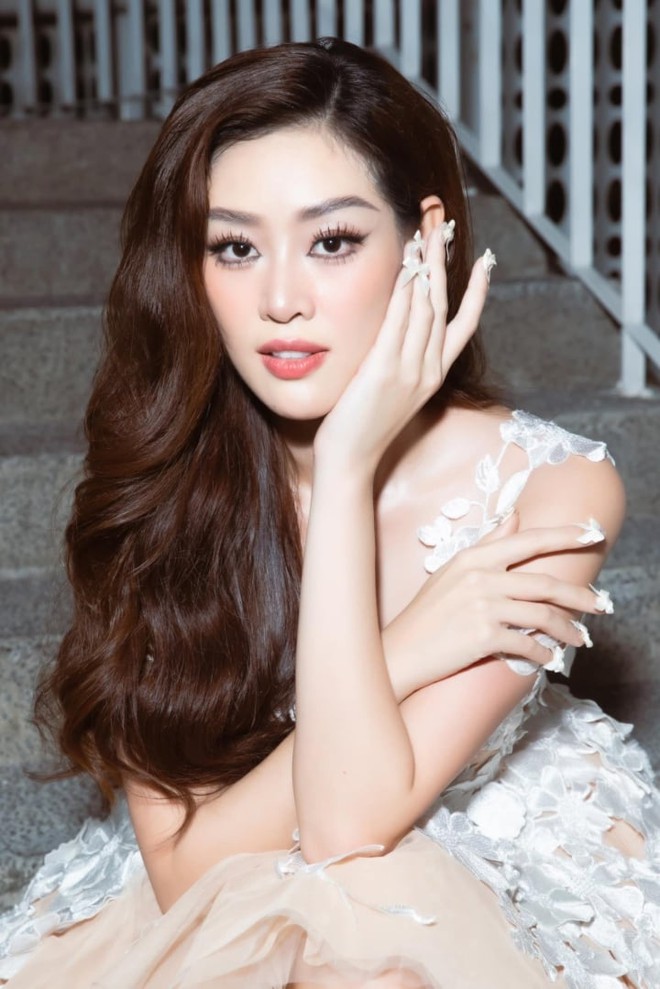 Hoa hậu Khánh Vân khoe tủ đồ hàng hiệu, fan trầm trồ, xuýt xoa - Ảnh 3.