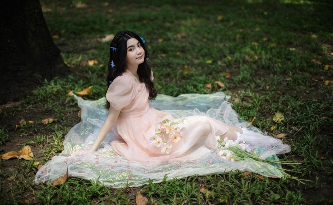 Vẻ đẹp đối lập của hai con gái Quyền Linh: Em kiêu sa, chị ngọt ngào như Hoa hậu - Ảnh 13.