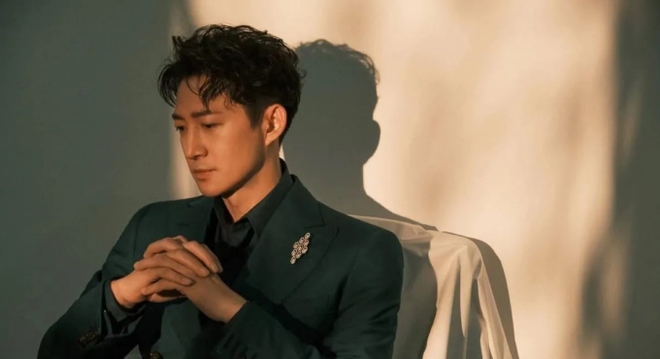 Nam chính U50 của Nhất Lộ Triều Dương: Anh họ cựu thành viên Super Junior, “ông bố bỉm sữa” chính hiệu - Ảnh 7.