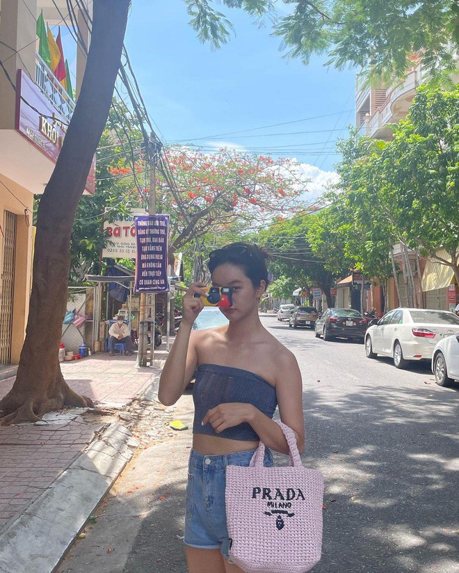 Sao nữ Reply 1988 khoe ảnh du lịch Nha Trang, netizen hài hước nhắc tên Rosé (BLACKPINK) - Ảnh 2. Sao nữ Reply 1988 khoe ảnh du lịch Nha Trang, netizen hài hước nhắc tên Rosé (BLACKPINK) - Ảnh 2.