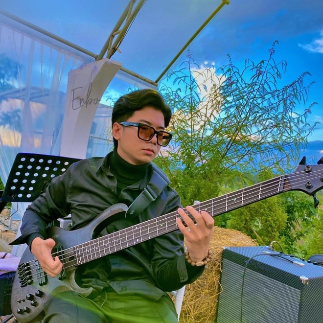 Ca sĩ Huy Bảo - học trò của nhạc sĩ Phương Uyên qua đời ở tuổi 32 do đột quỵ - Ảnh 1.