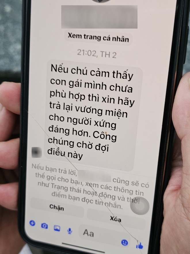 Bố Ý Nhi nghẹn ngào tiết lộ nhận loạt tin nhắn yêu cầu con gái từ bỏ vương miện: \&apos;\&apos;Thú thực là tôi rất buồn...&quot; - Ảnh 3.