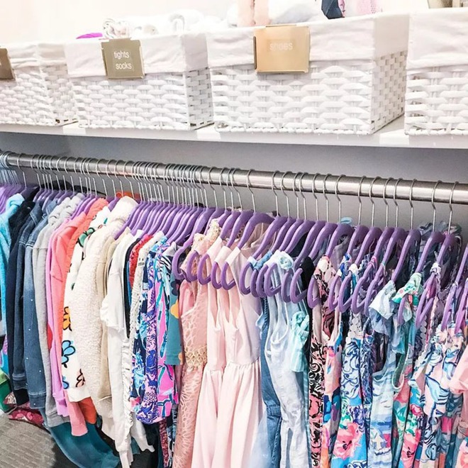 V&agrave;i mẹo nhỏ gi&uacute;p bạn trở th&agrave;nh chuy&ecirc;n gia sắp xếp quần &aacute;o trong nh&agrave; - Ảnh 1.