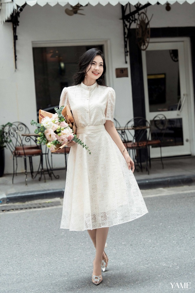 Những mẫu v&aacute;y liền th&iacute;ch hợp diện những ng&agrave;y trời m&ugrave;a thu m&aacute;t mẻ - Ảnh 9.
