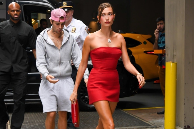 Justin Bieber khiến vợ xấu hổ vì phong cách thời trang luộm thuộm? - Ảnh 3.